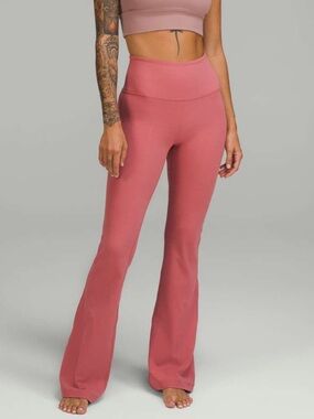 Lululemon Groove Super-High-Rise Flared Pant Nulu